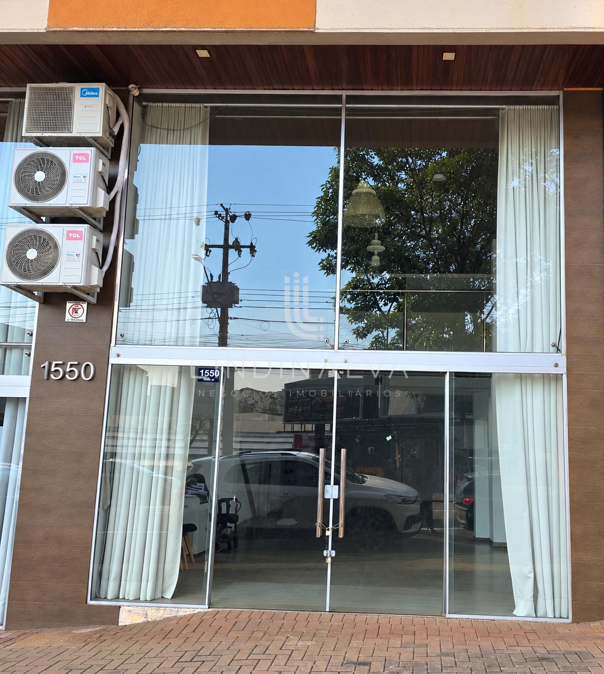 Sala Comercial no Centro, com mezanino, em Foz do Iguaçu