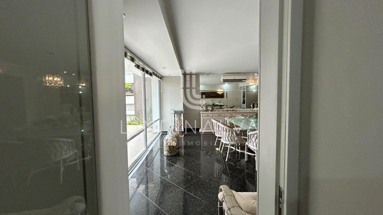 Sobrado à venda na Av. Pedro Basso I Com 573,00m2 de terreno, Jd. Polo Centro