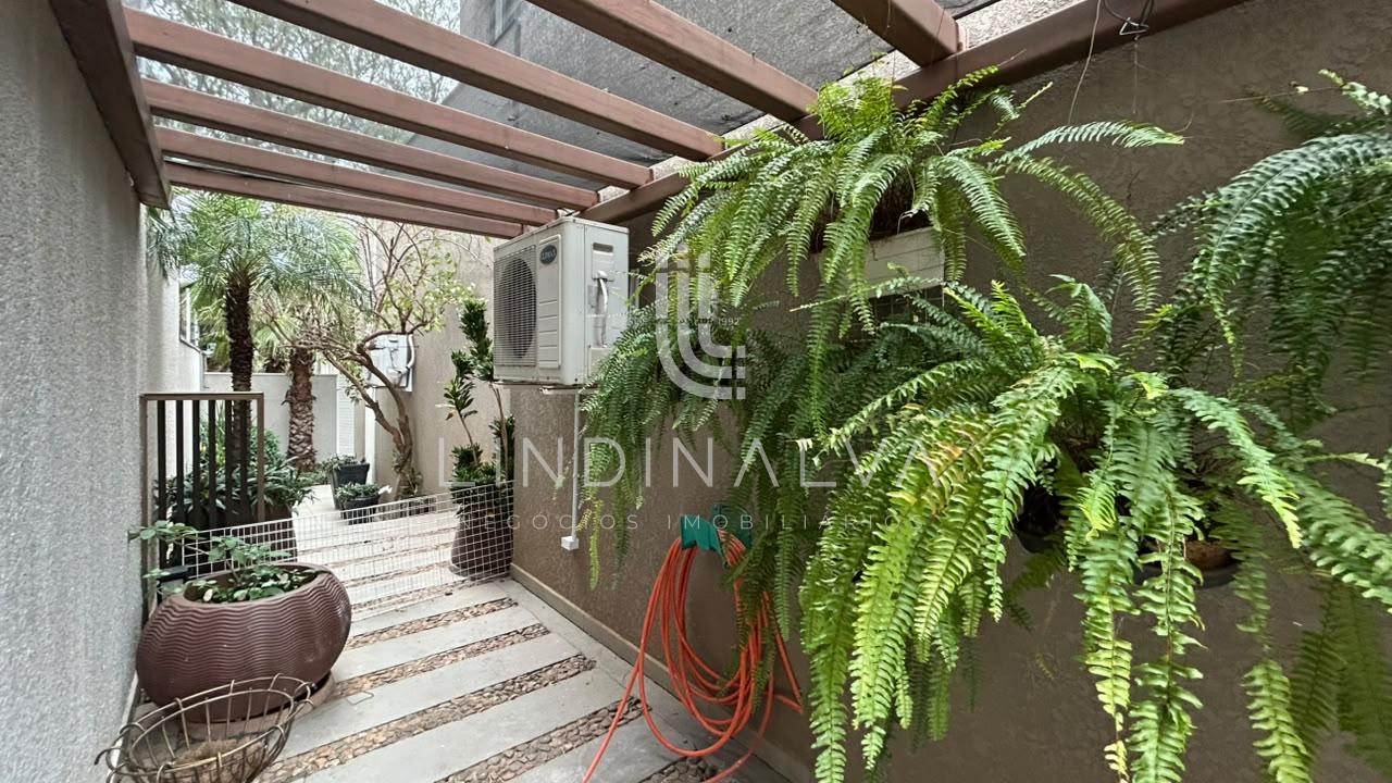 Sobrado à venda na Av. Pedro Basso I Com 573,00m2 de terreno, Jd. Polo Centro