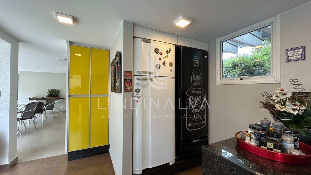 Sobrado à venda na Av. Pedro Basso I Com 573,00m2 de terreno, Jd. Polo Centro