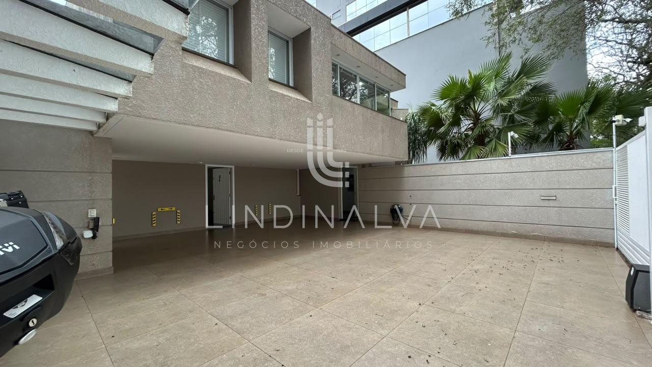 Sobrado à venda na Av. Pedro Basso I Com 573,00m2 de terreno, Jd. Polo Centro