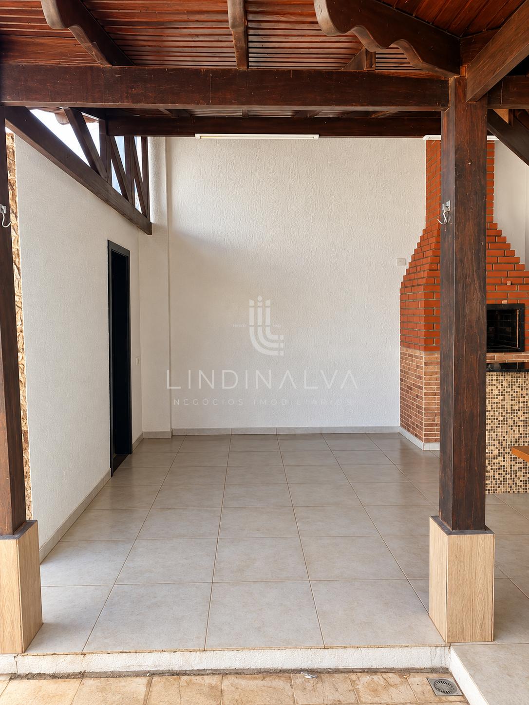 Casa à venda semi-mobiliada no Jardim Panorama I Com 4 quartos, sendo 1 suíte