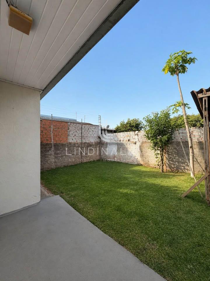 Terreno com Casa e Kitnet nos fundos à venda na Vila Adriana I Área do terreno de 300m2