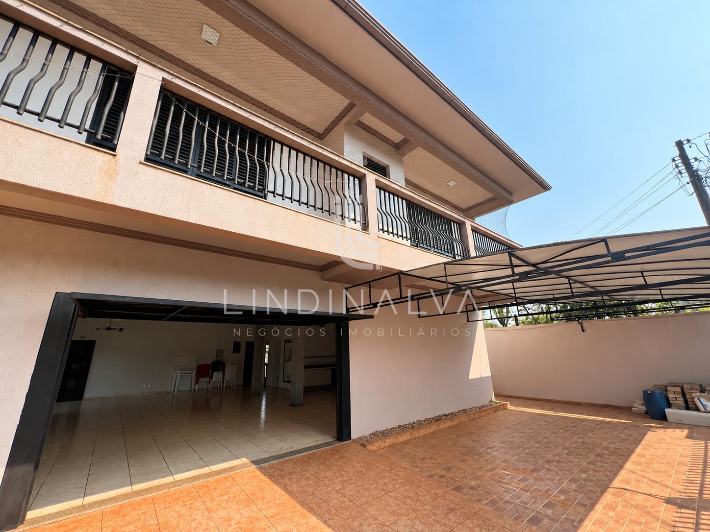 Sobrado no Morumbi, com 318,76 m² - aceita permuta e atualmente alugado