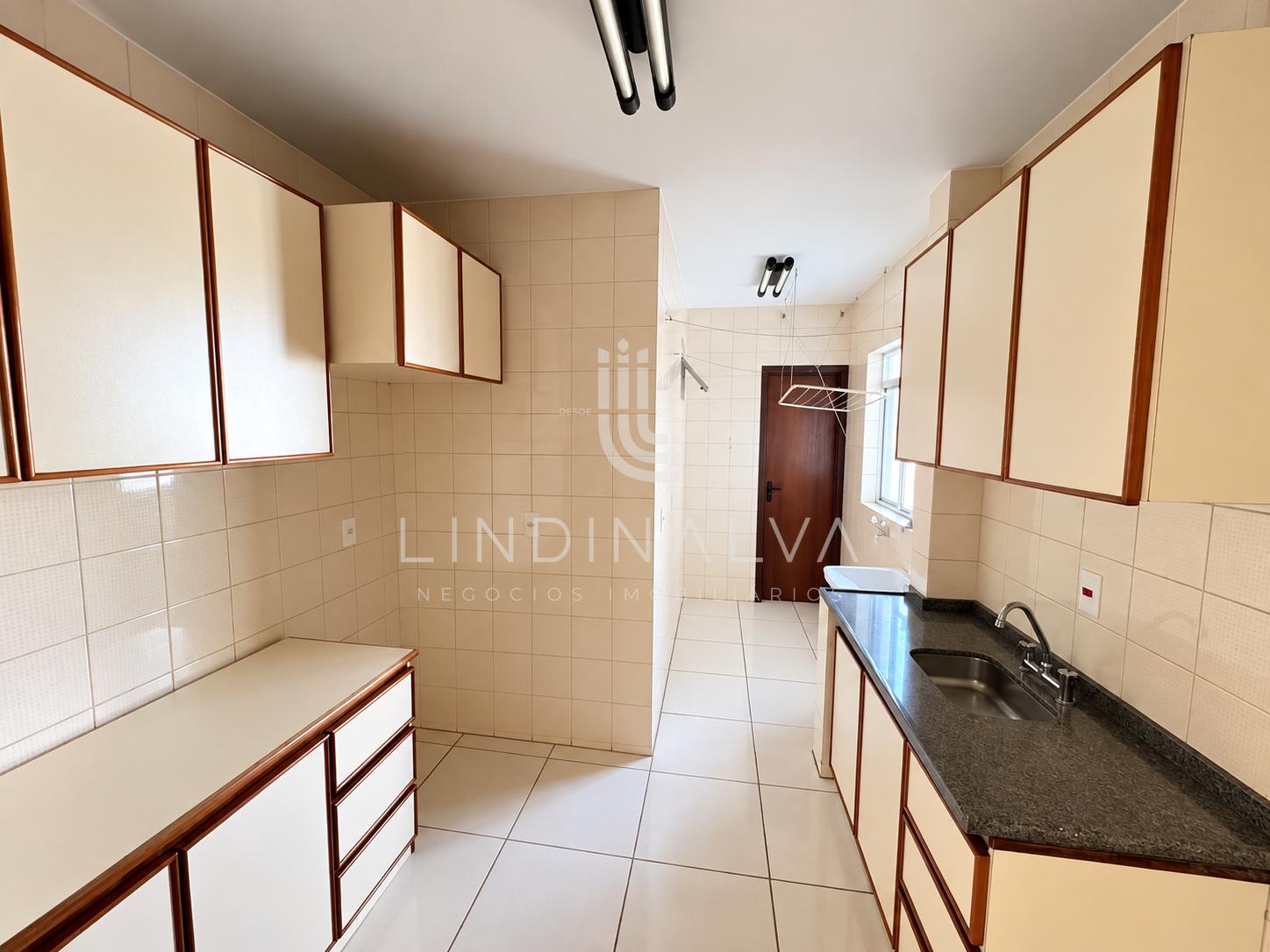 Apartamento com 2 dormitórios para locação,90.76 m², Centro, FOZ DO IGUACU - PR