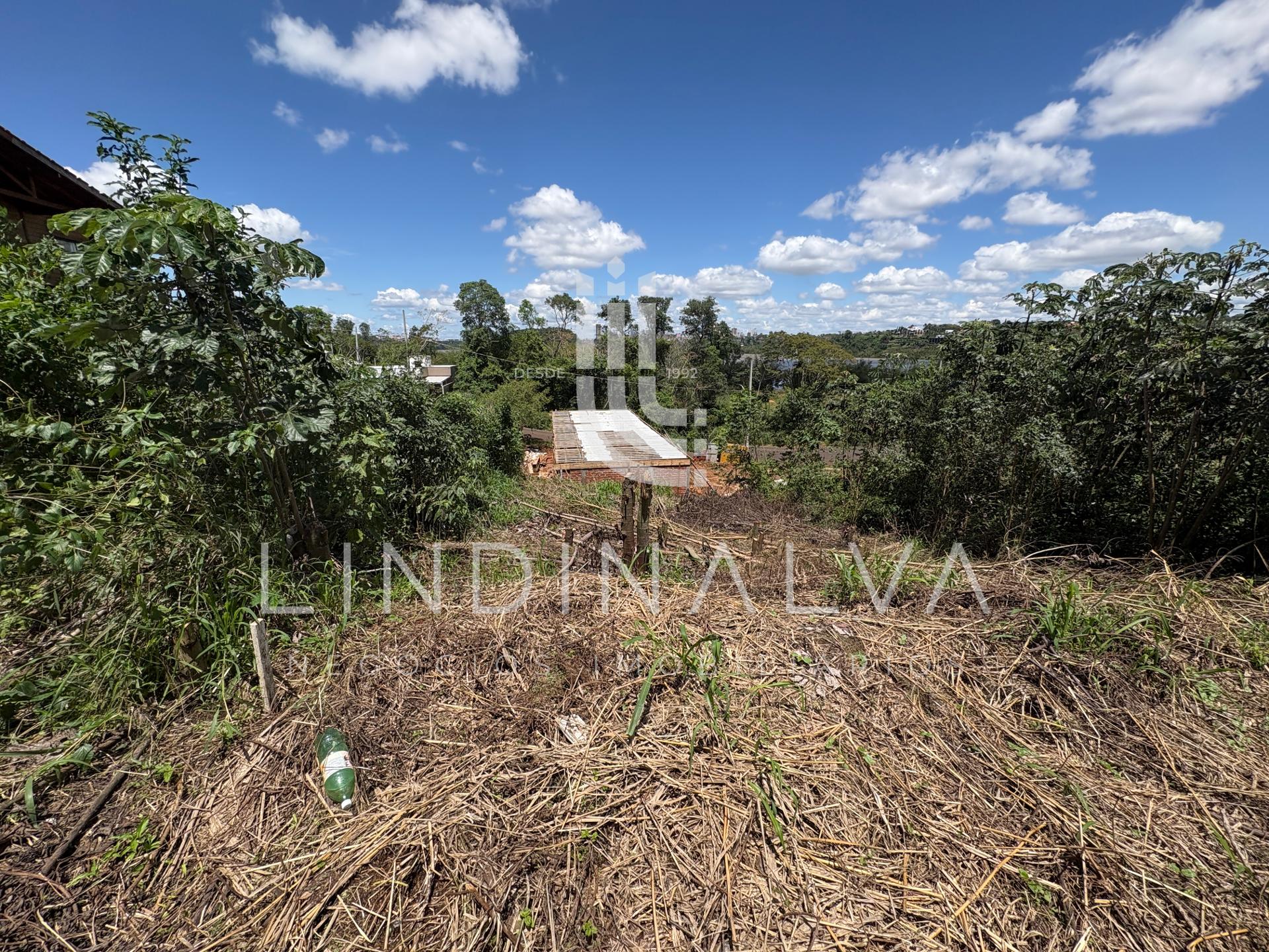 Terreno plano de 200m² no Parque Residencial Ecoville - Bairro Porto Belo