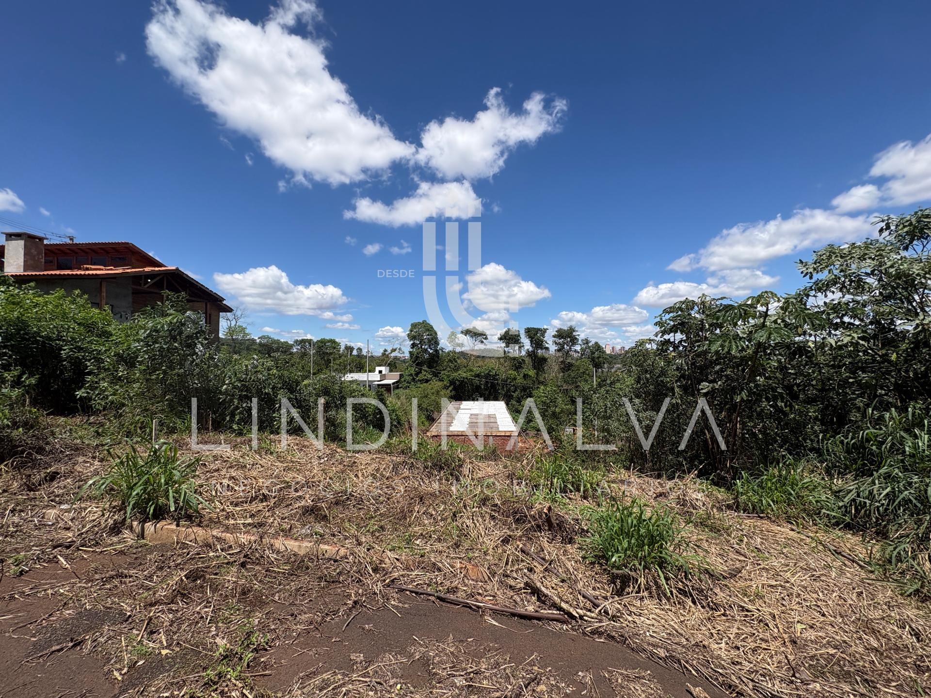Terreno plano de 200m² no Parque Residencial Ecoville - Bairro Porto Belo
