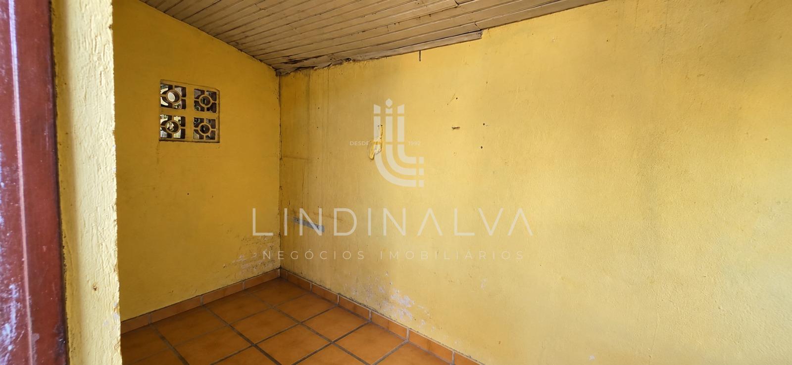 Casa à venda com 1 quarto e garagem no Jardim Belvedere II, Foz do Iguaçu