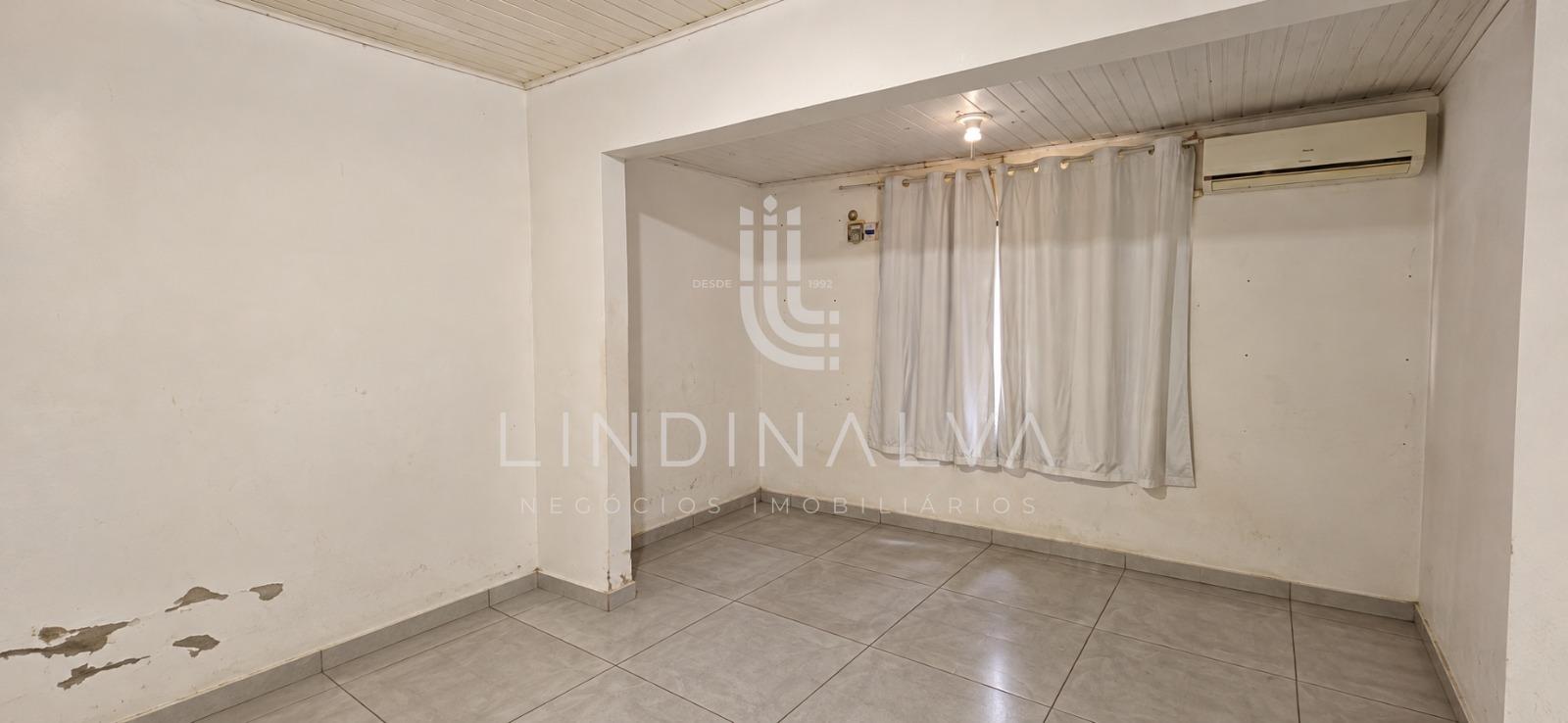 Casa à venda com 1 quarto e garagem no Jardim Belvedere II, Foz do Iguaçu