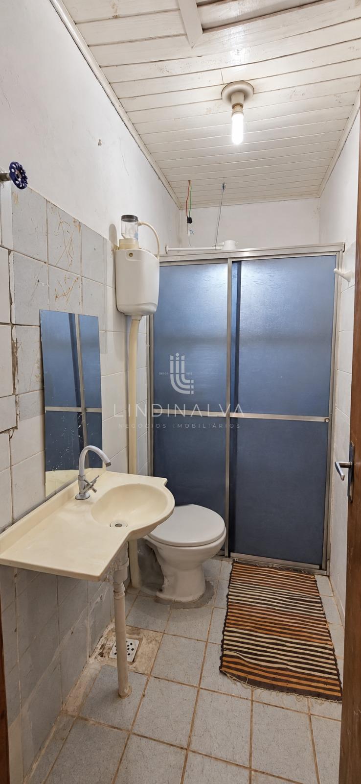 Casa à venda com 1 quarto e garagem no Jardim Belvedere II, Foz do Iguaçu