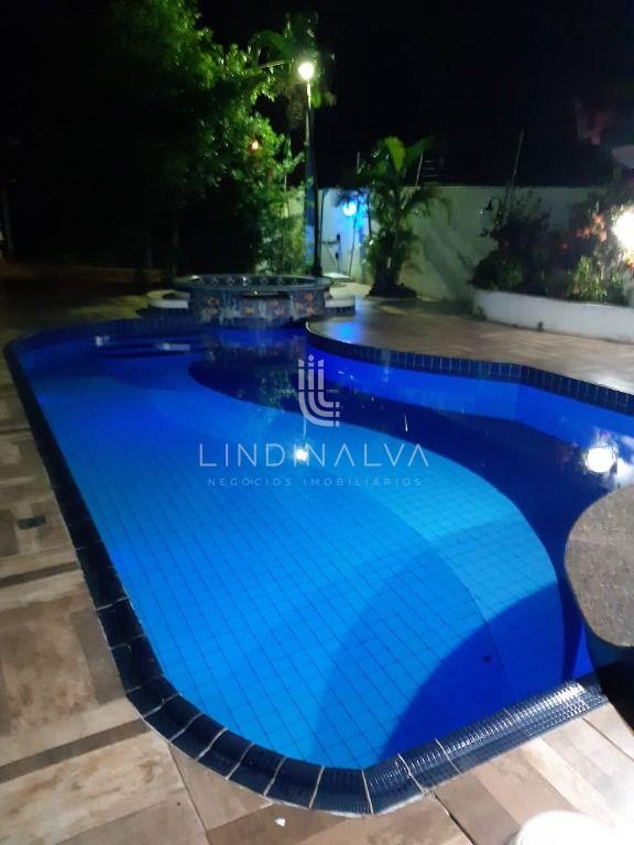 Casa a venda no Jardim Alice I - com ampla área de lazer 