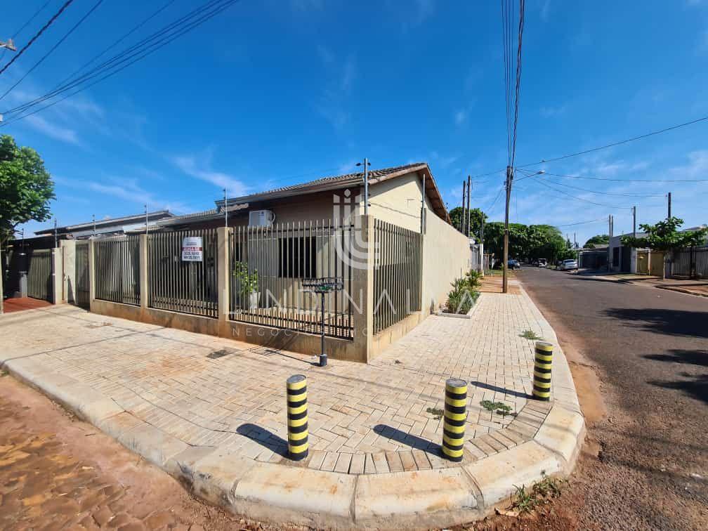 Casa de esquina com 2 quartos no Parque Residencial Três Bande...