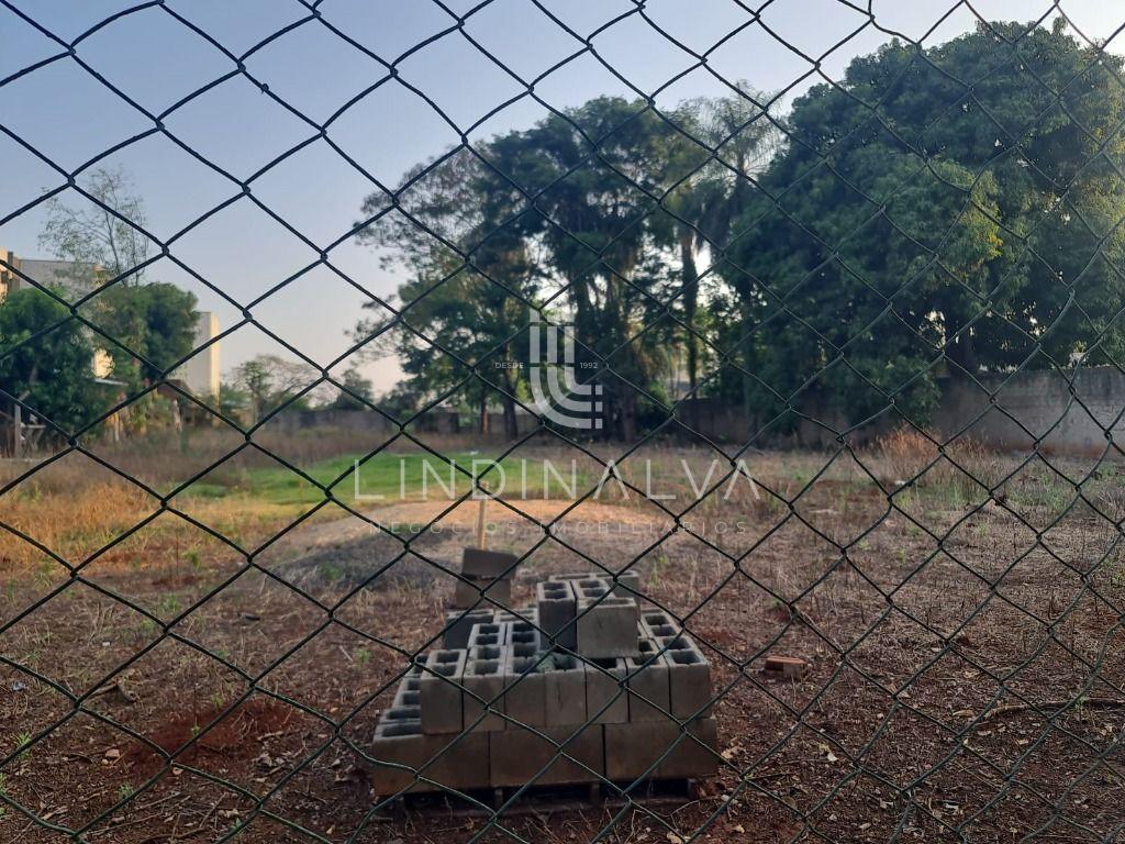 Terreno com 1.800,00m , Vila Yolanda - Foz do Iguaçu-PR