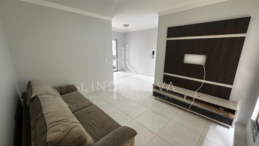 Sobrado com 2 quartos e área de churrasqueira em condomínio  - Vila Yolanda