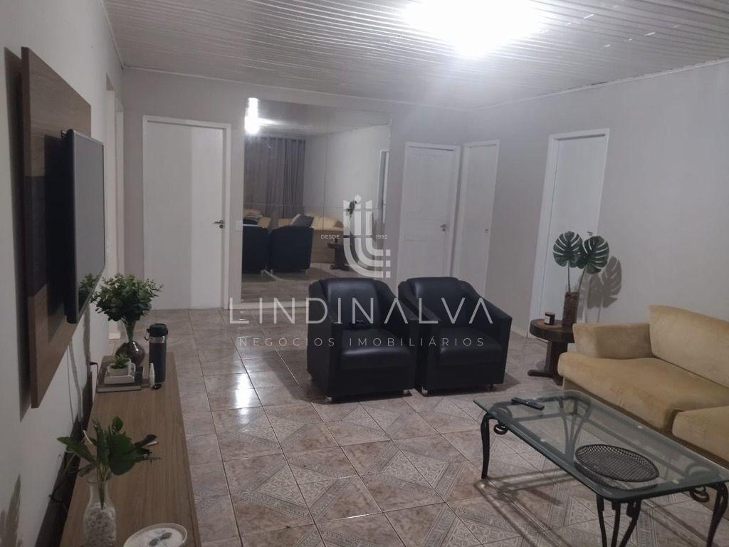 Duas casas à venda no mesmo terreno, no Campos do Iguaçu.