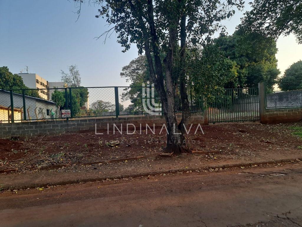 Terreno com 1.800,00m , Vila Yolanda - Foz do Iguaçu-PR
