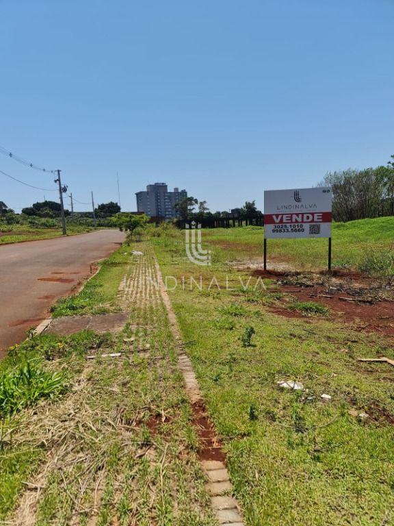 Amplo Terreno com 1820 m2 em região nobre da cidade no Jardim ...