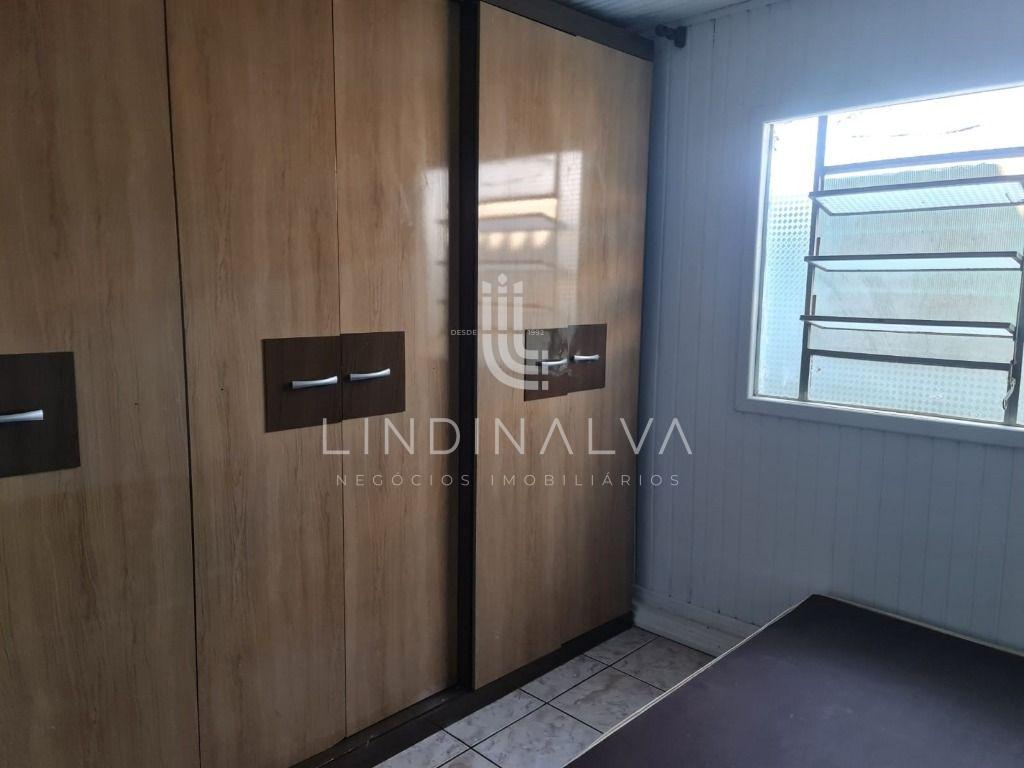 Casa com 2 dormitórios à venda, no Jardim Curitibano II