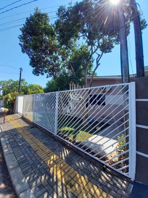Casa no Jardim São Paulo com suíte, 2 quartos e edícula