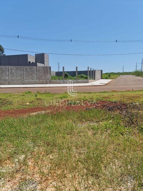 Amplo Terreno com 1820 m2 em região nobre da cidade no Jardim ...