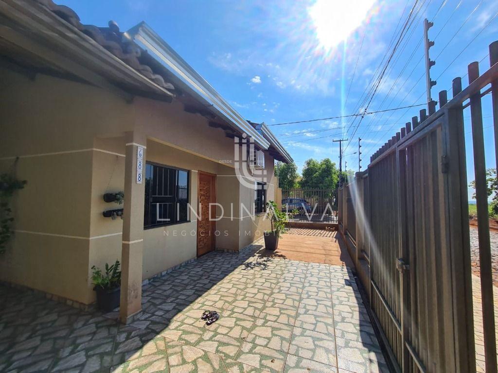 Casa de esquina com 2 quartos no Parque Residencial Três Bande...