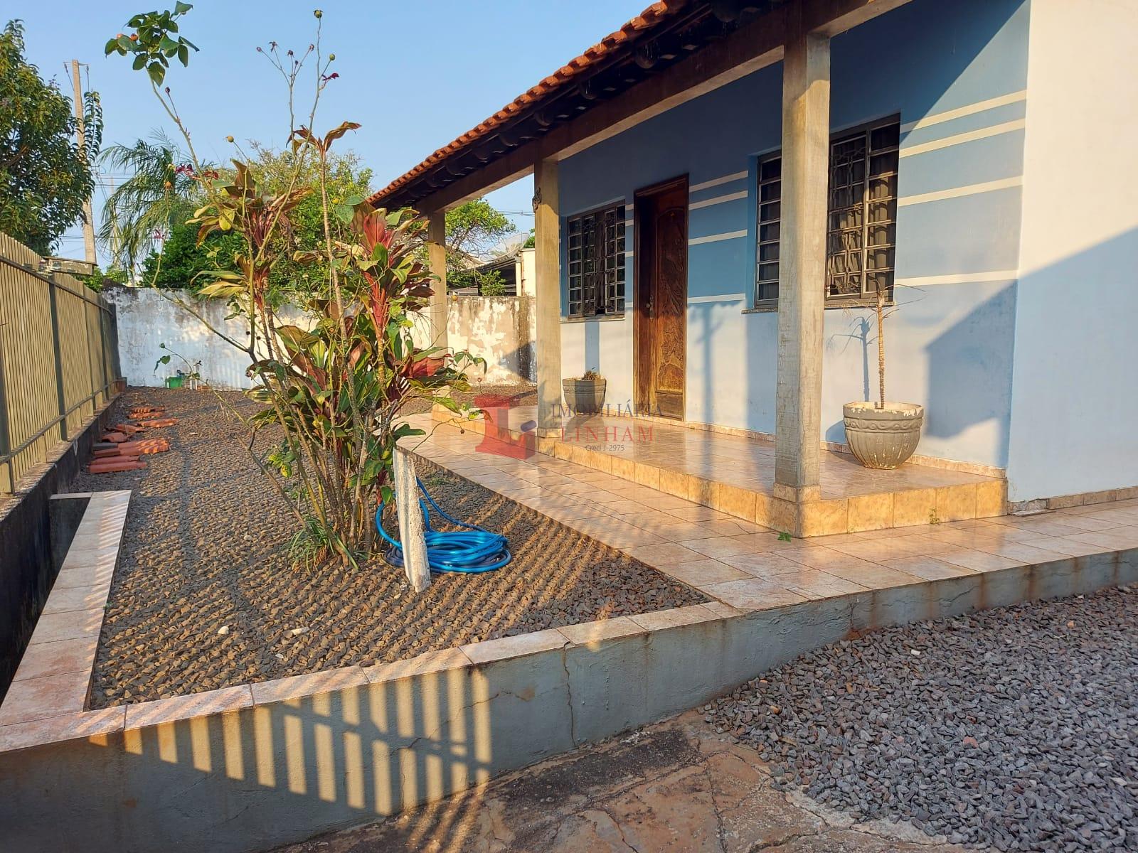 CASA EM EXCELENTE LOCALIZAÇÃO