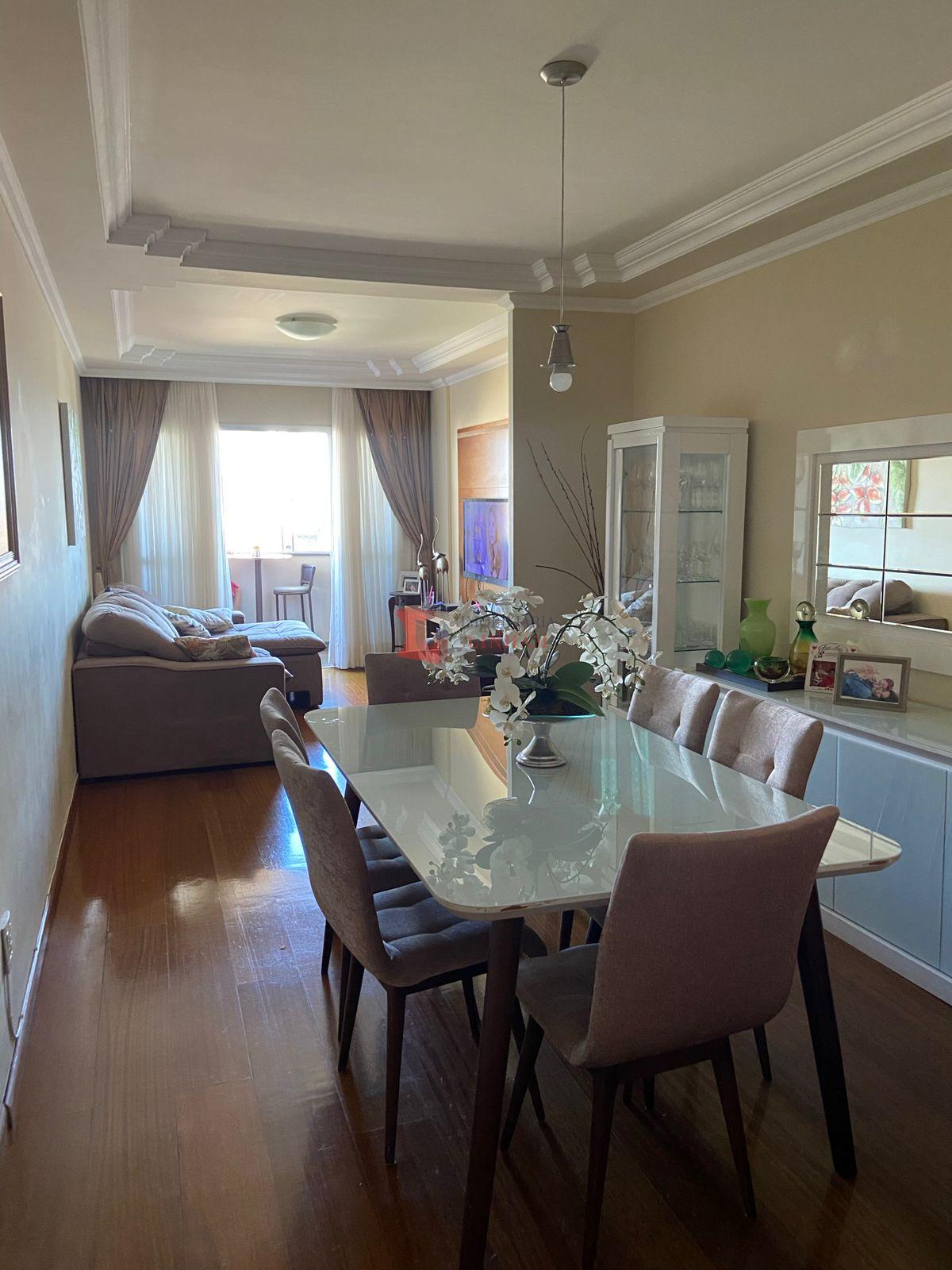 AMPLO APARTAMENTO À VENDA LOCALIZADO NO CENTRO DA CIDADE DE AR...