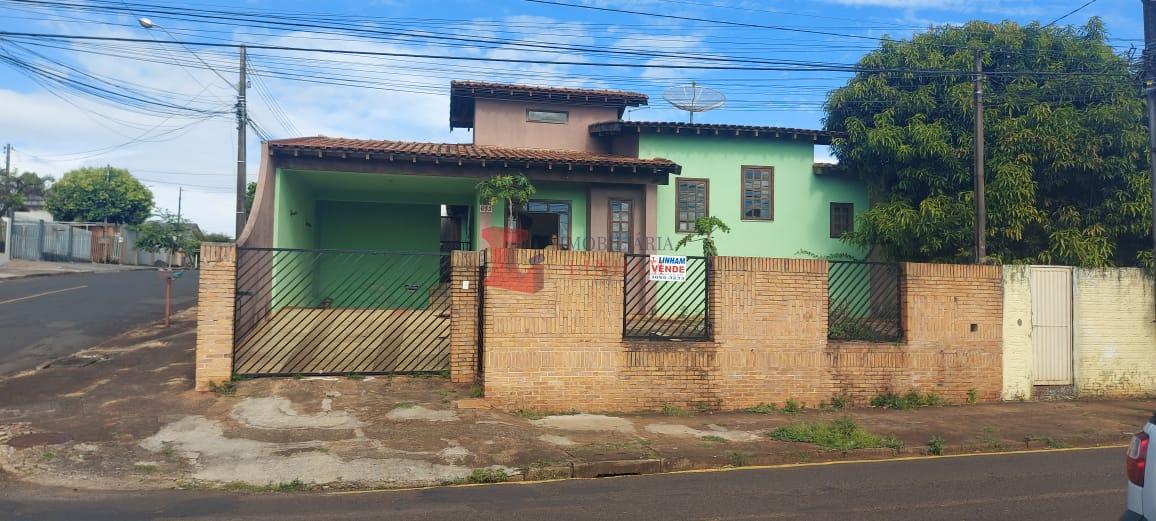 CASA A VENDA NA RUA ?GUIAS NO JARDIM CULTURA EXCELENTE LOCALIZ...