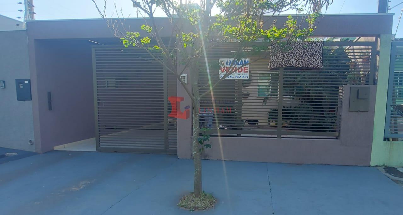 CASA COM 3 QUARTOS SENDO 1 SUITE COM M?VEIS PLANEJADOS NO JARD...