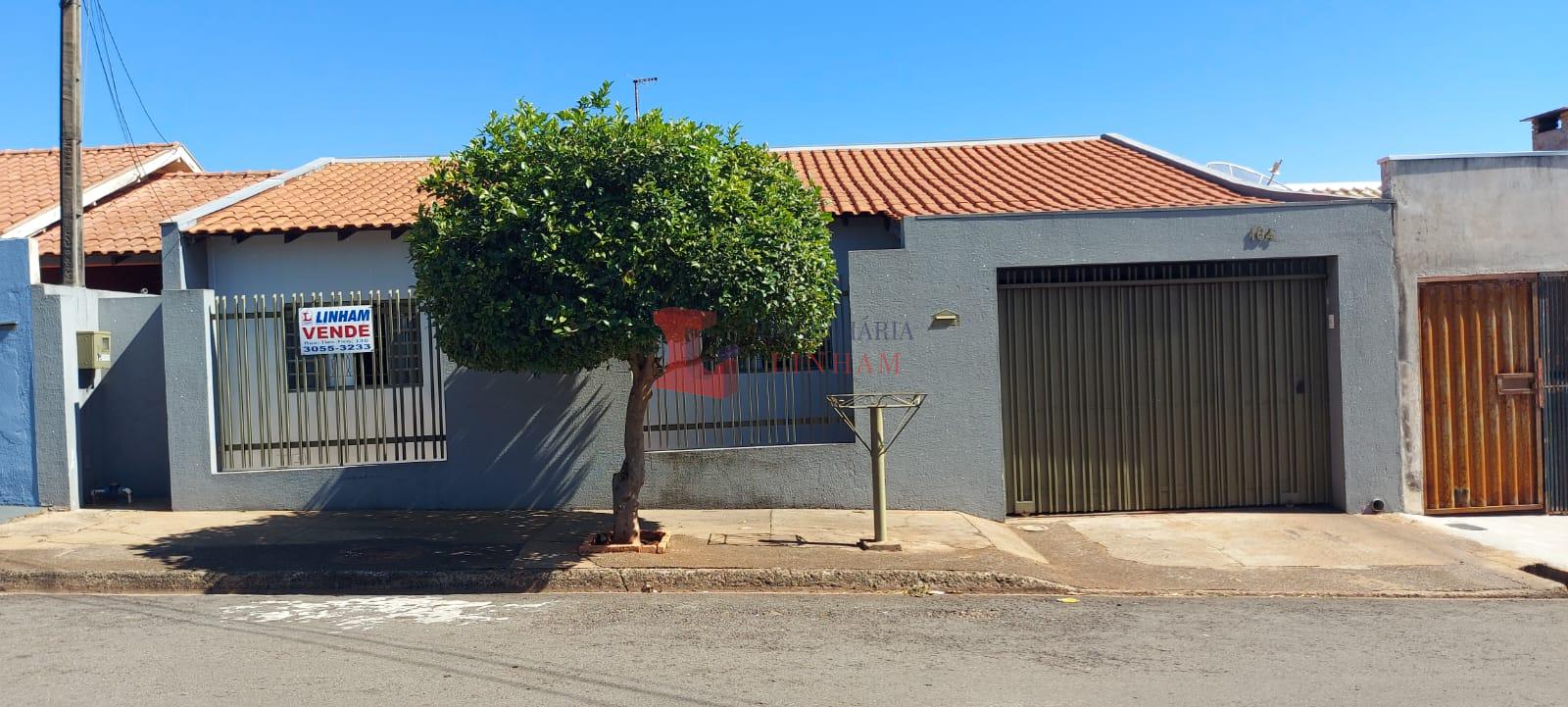 CASA A VENDA EM TERRENO INTEIRO COM 154,15 M  DE CONSTRUÇÃO. B...