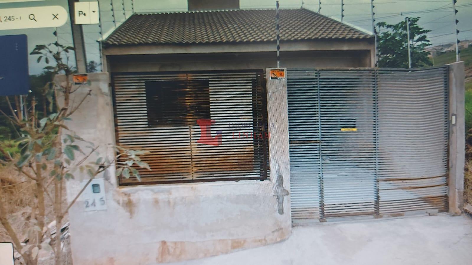 CASA GEMINADA À VENDA NO JARDIM CASA BRANCA- COM METADE DO LOT...
