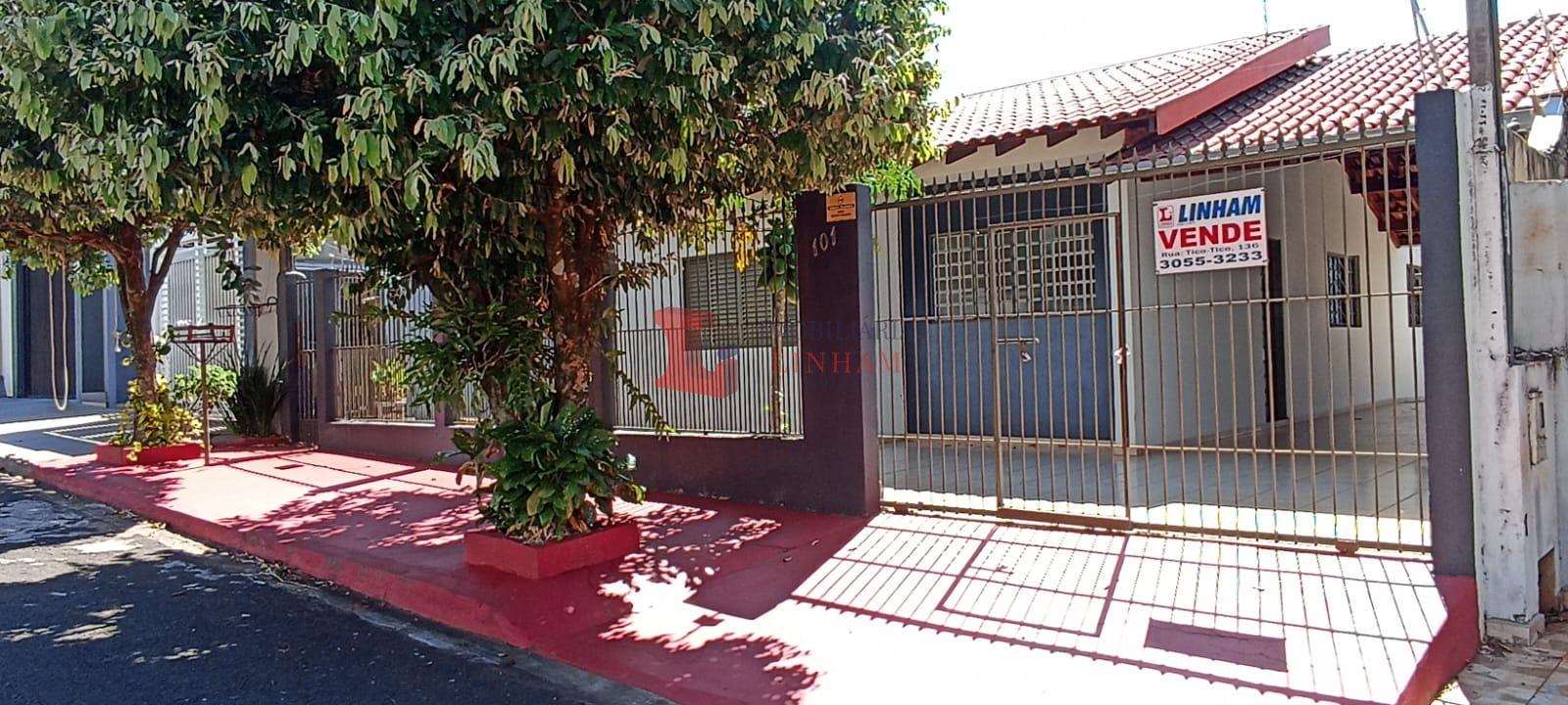CASA NO CENTAURO 2 COM 4 QUARTOS, SENDO 2 SUÍTES E EDÍCULA