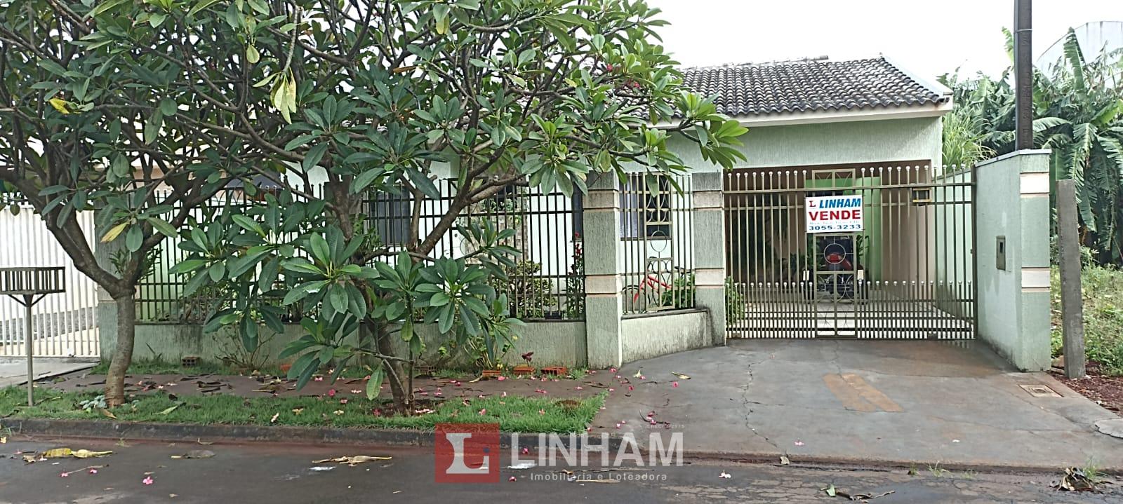 CASA À VENDA COM 4 DORMITÓRIOS, SALA, COPA E COZINHA NO JARDIM...