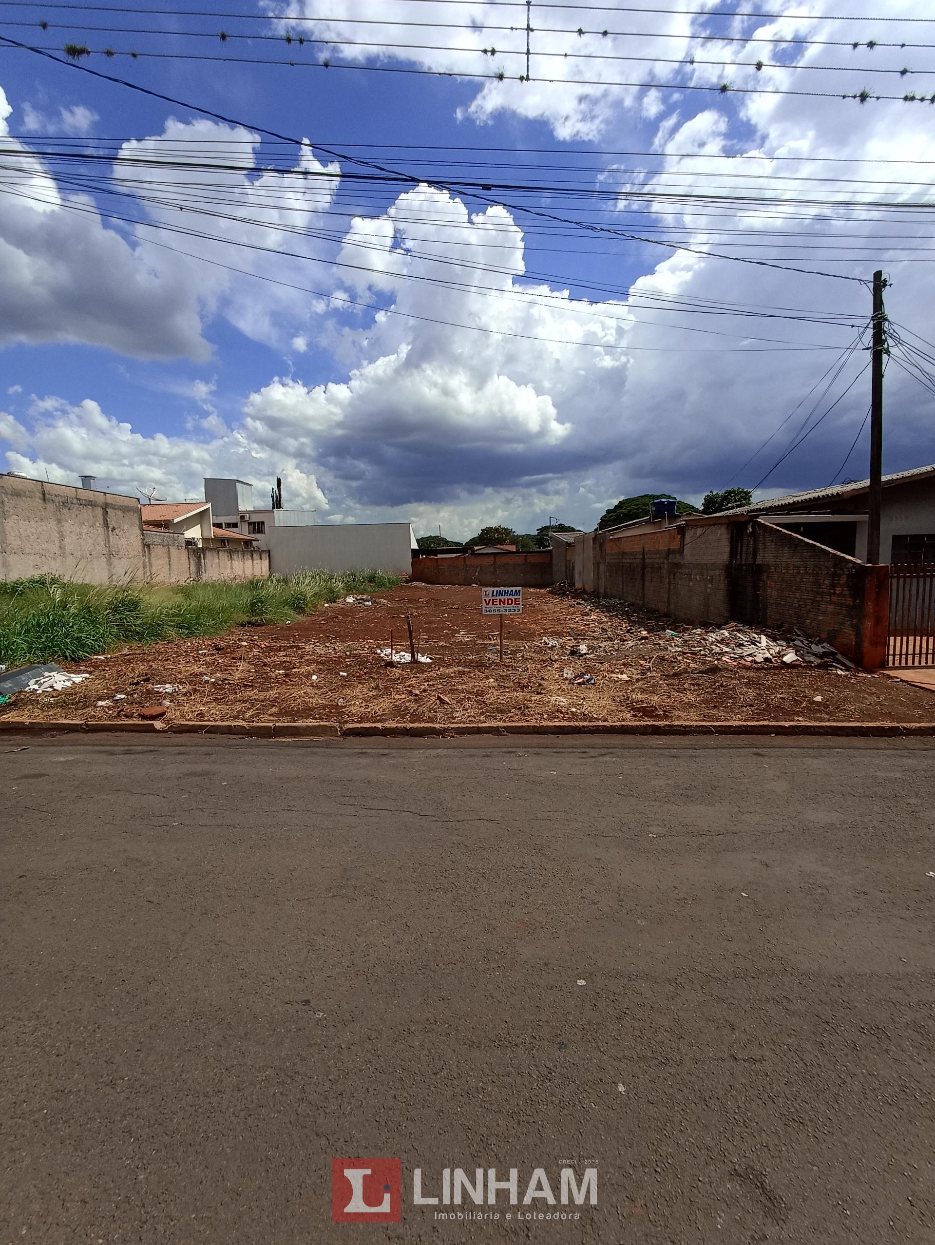 ÓTIMO TERRENO À VENDA NA REGIÃO CENTRAL DA CIDADE COM 480 M2