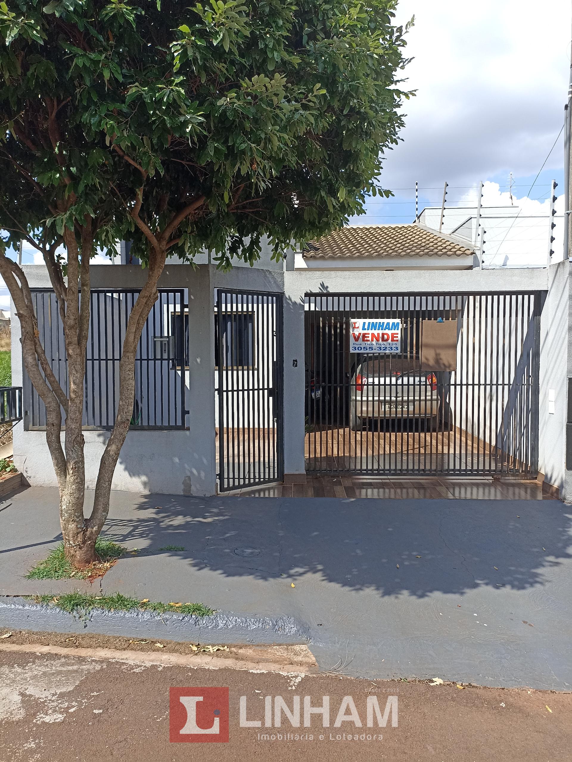 CASA GEMINADA À VENDA NO JARDIM INTERLAGOS 2