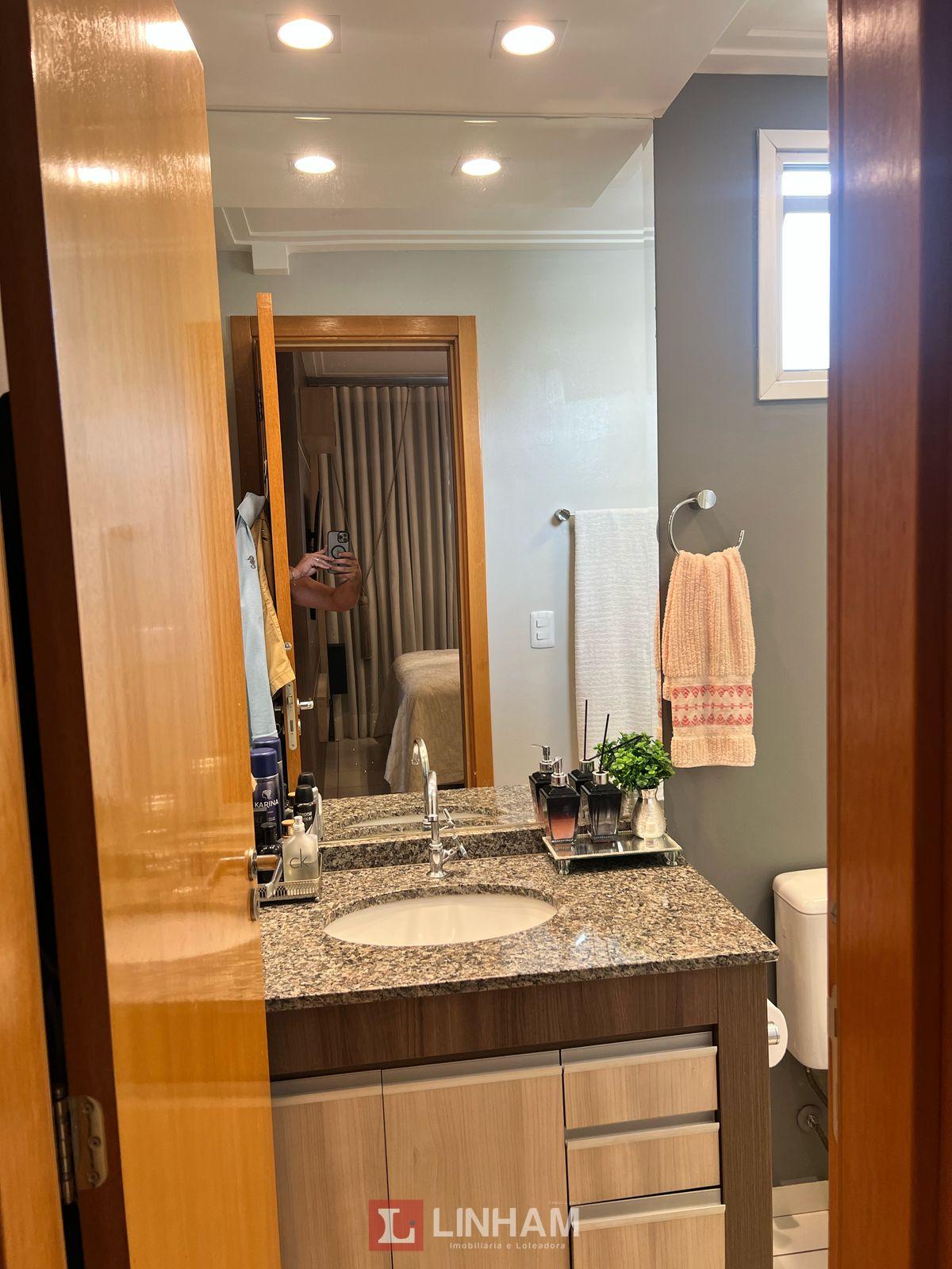 LINDO APARTAMENTO MOBILIADO À VENDA NA VILA TRIANGULO COM SUÍTE