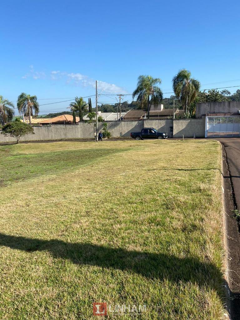 TERRENO À VENDA NO CONDOMÍNIO RESIDENCIAL BELA MORADA COM 520 m2