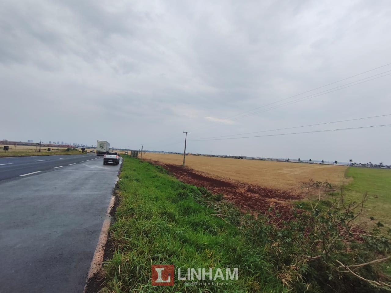 LUGAR PLANO- ÁREA  INDUSTRIAL PARA COSTRUÇAO DE EMPRESAS COM V...