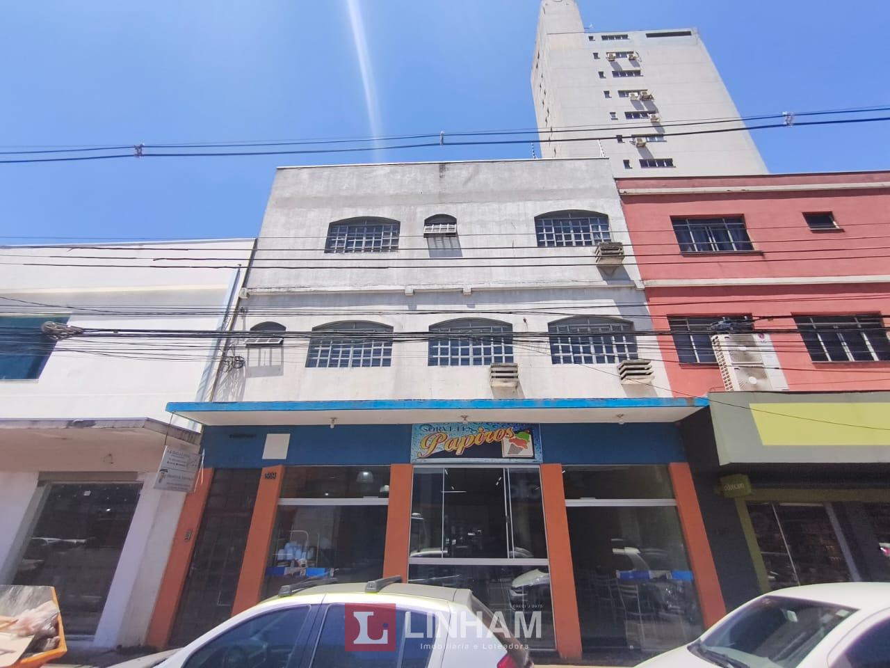 Sala comercial disponível para locação no Centro de Arapongas.