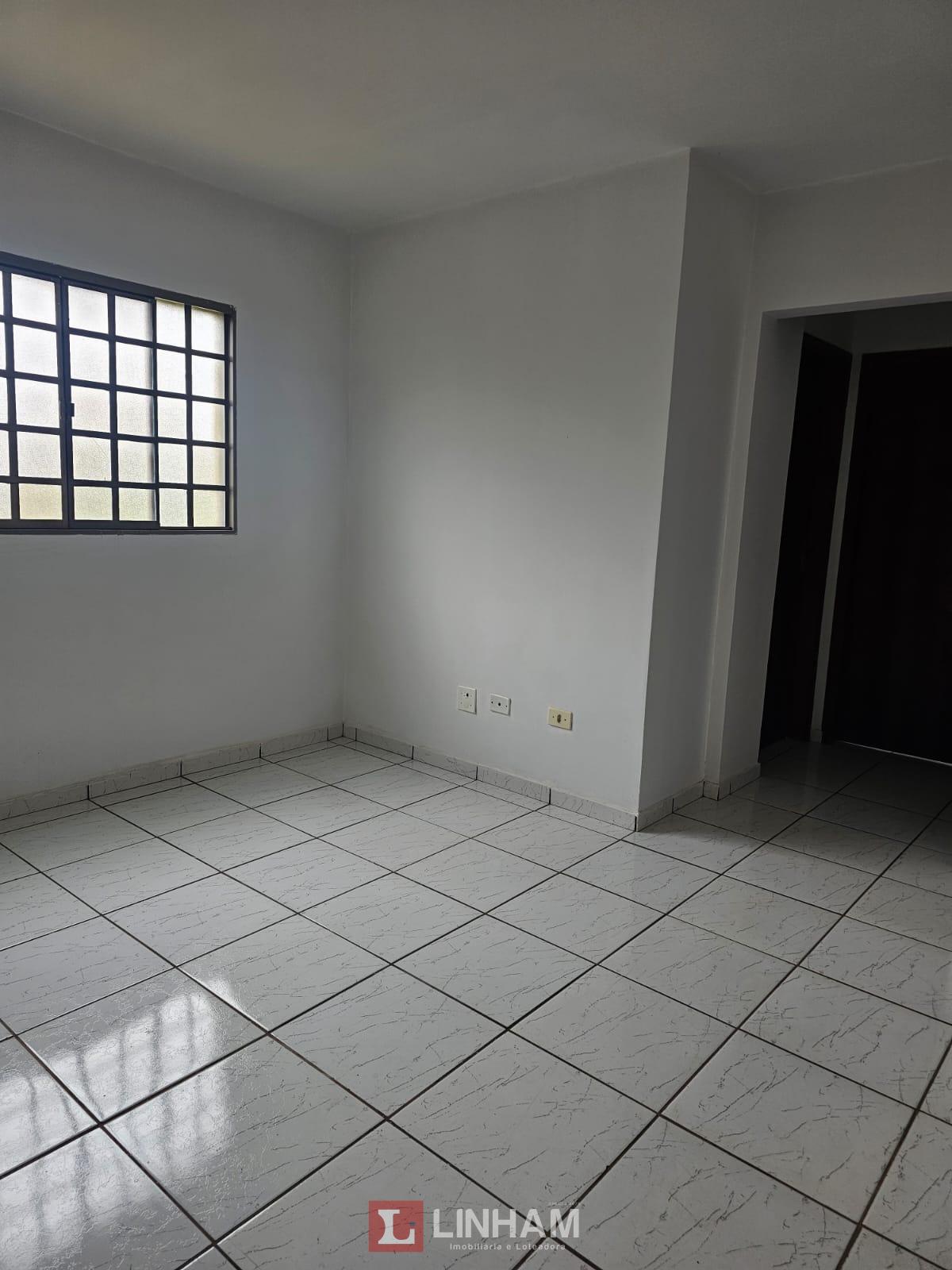 OPORTUNIDADE -APARTAMENTO COM 2 QUARTOS- SEGUNDO ANDAR - ESCADAS