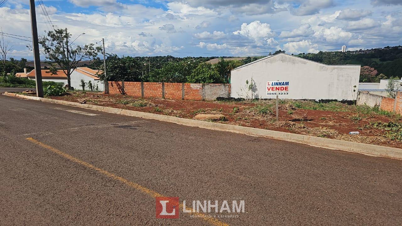 TERRENO DE ESQUINA COM 413,16 M  NO JARDIM PRIMAVERA EM APUCARANA