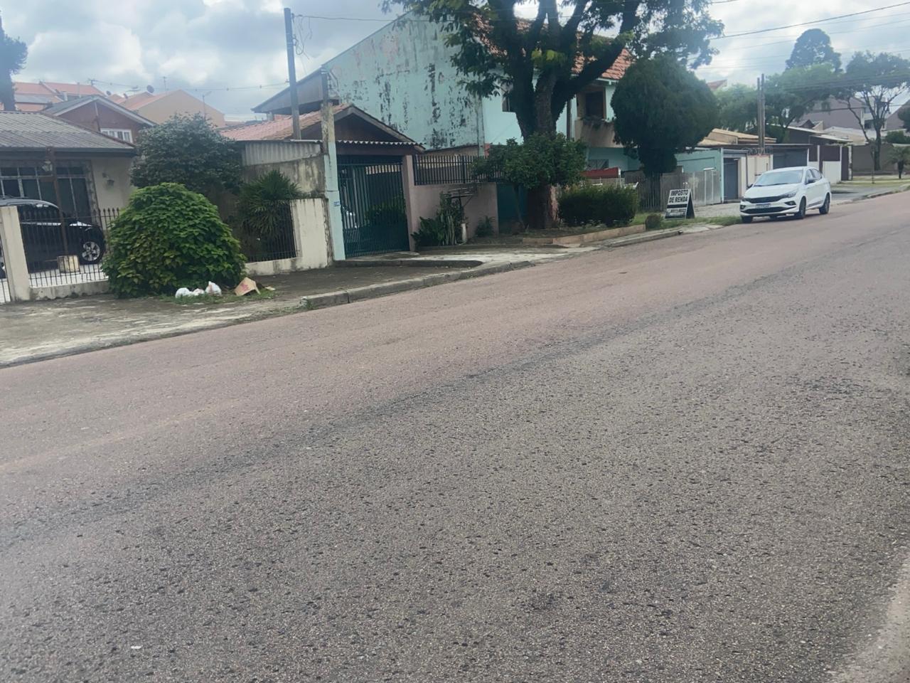 Terreno 500m   10x50 , 1 casa   4 kitinetes, excelente investi...