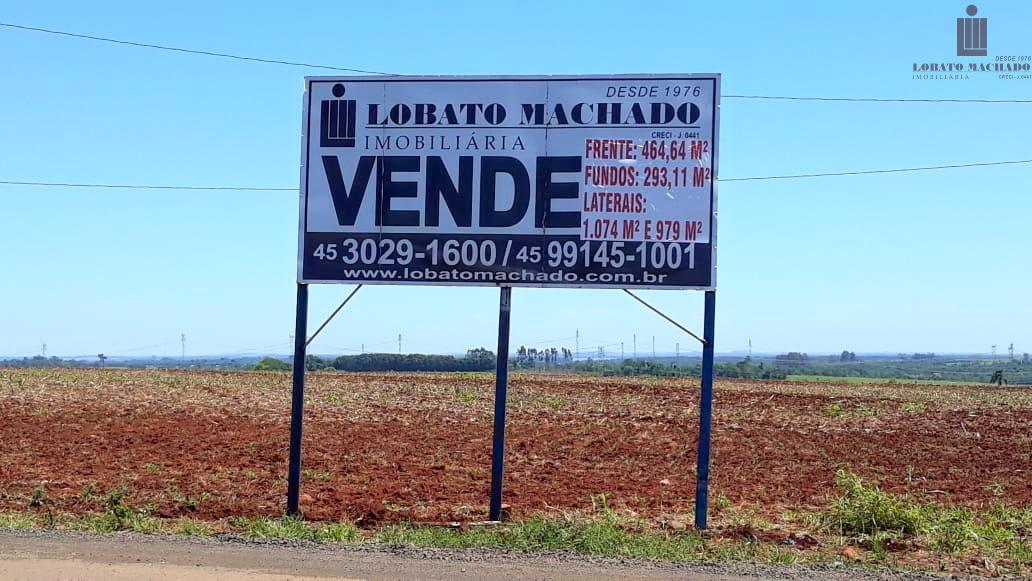 ÁREA DE TERRA