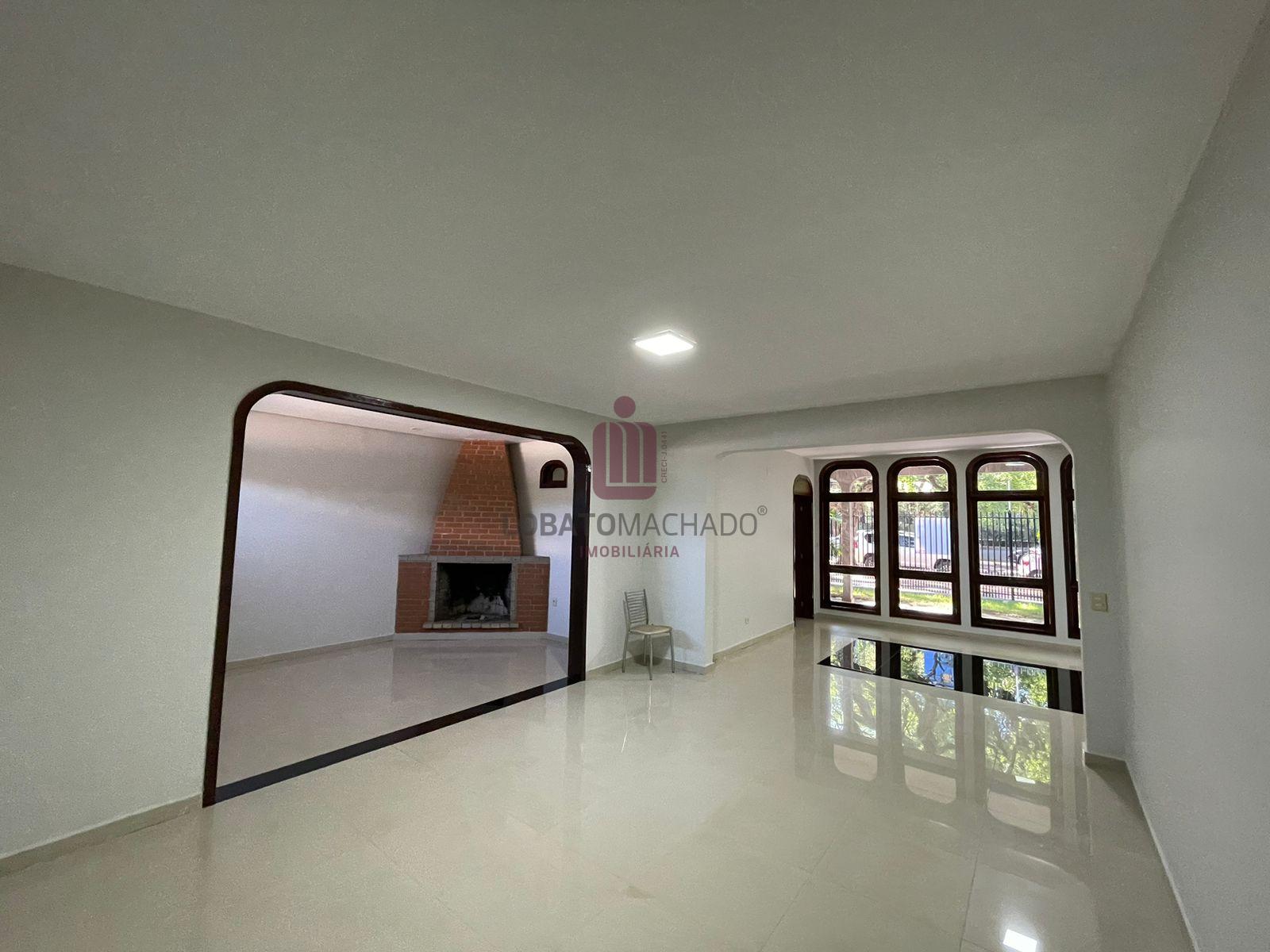 SALA COMERCIAL - AV. PEDRO BASSO - POLO CENTRO