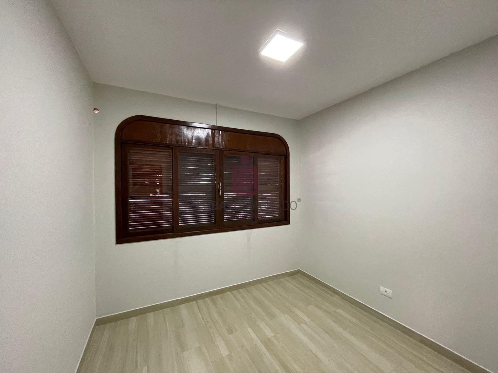 SALA COMERCIAL - AV. PEDRO BASSO - POLO CENTRO