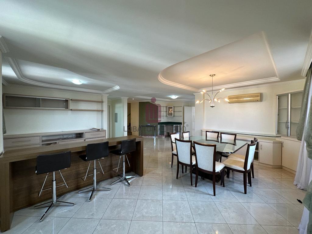 EDIFÍCIO COUNTRY VILLE - COBERTURA DUPLEX