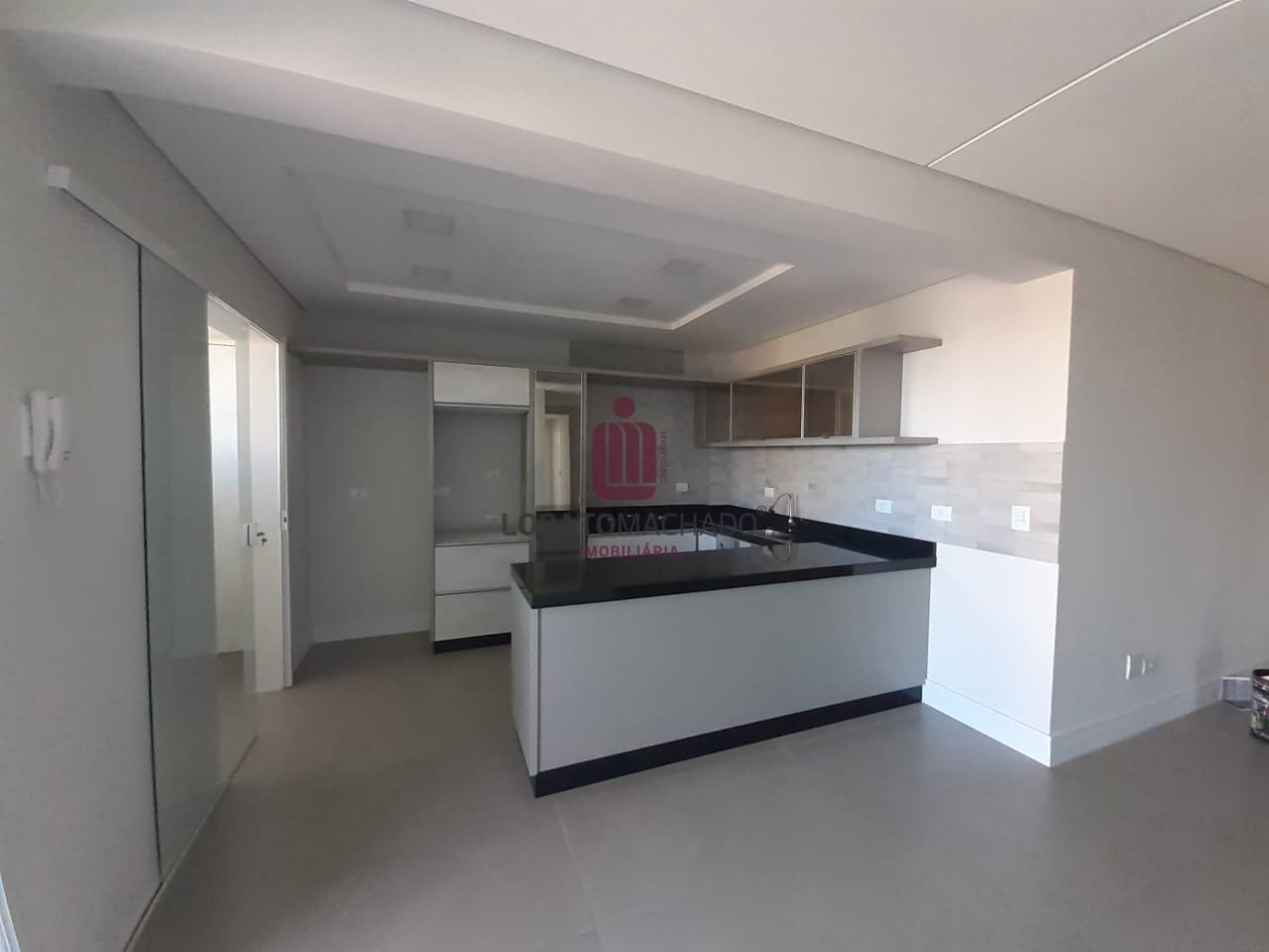 EDIFÍCIO ESMERALDA - APARTAMENTO