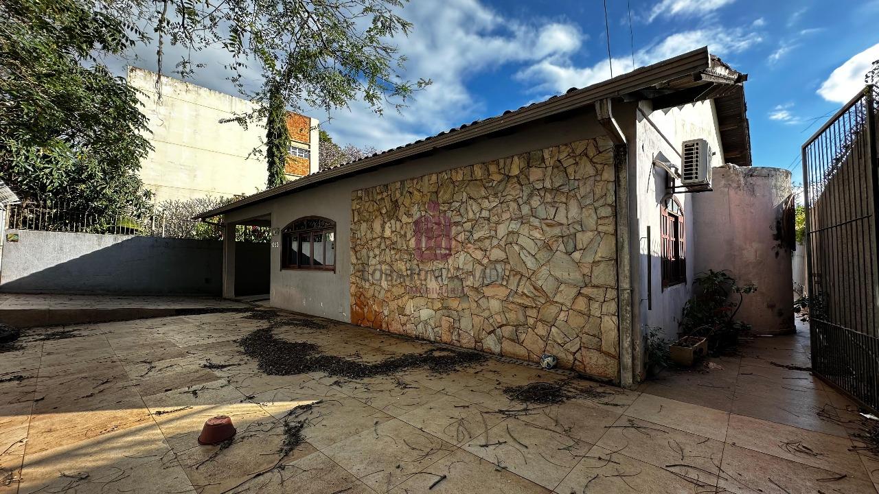 CASA - RUA DOM PEDRO II - CENTRO