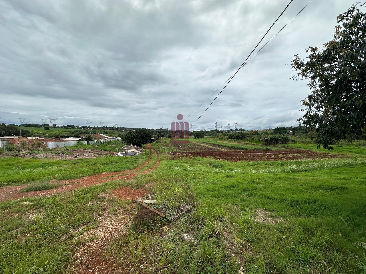 TERRENO -RUA TARQUNIO JOSLIN DOS SANTOS - POLO UNIVERSITÁRIO