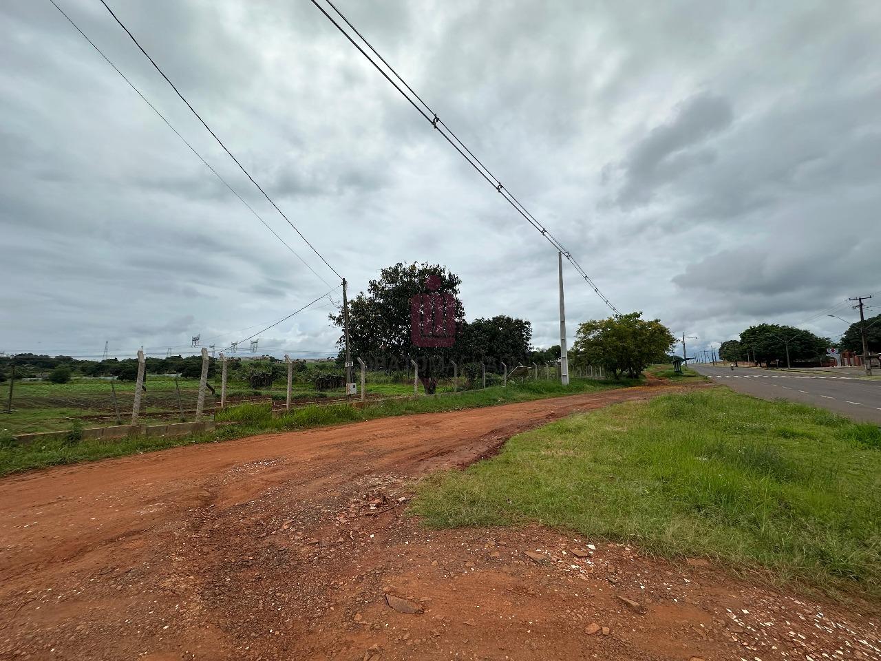TERRENO -RUA TARQUNIO JOSLIN DOS SANTOS - POLO UNIVERSITÁRIO